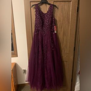 NWT Formal/Prom/Evening Full Length Dress, Purple, ~Size 10